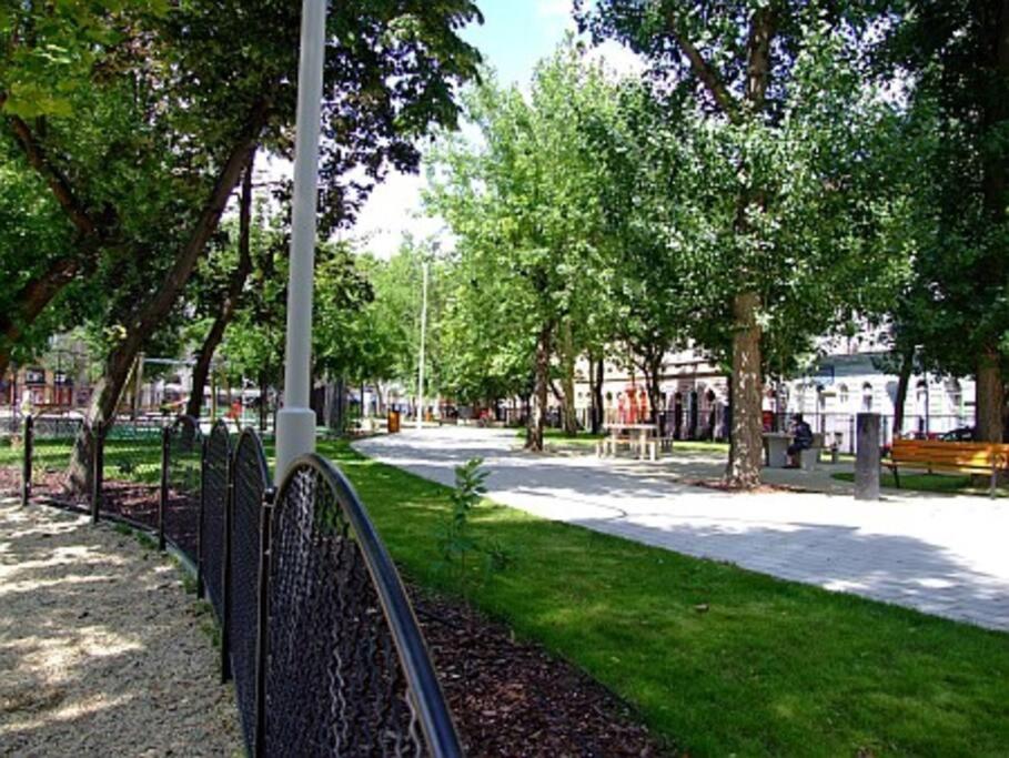 Central 30M2 A/C Apartment, 3 Min From Ny Cafe Budapeste Exterior foto